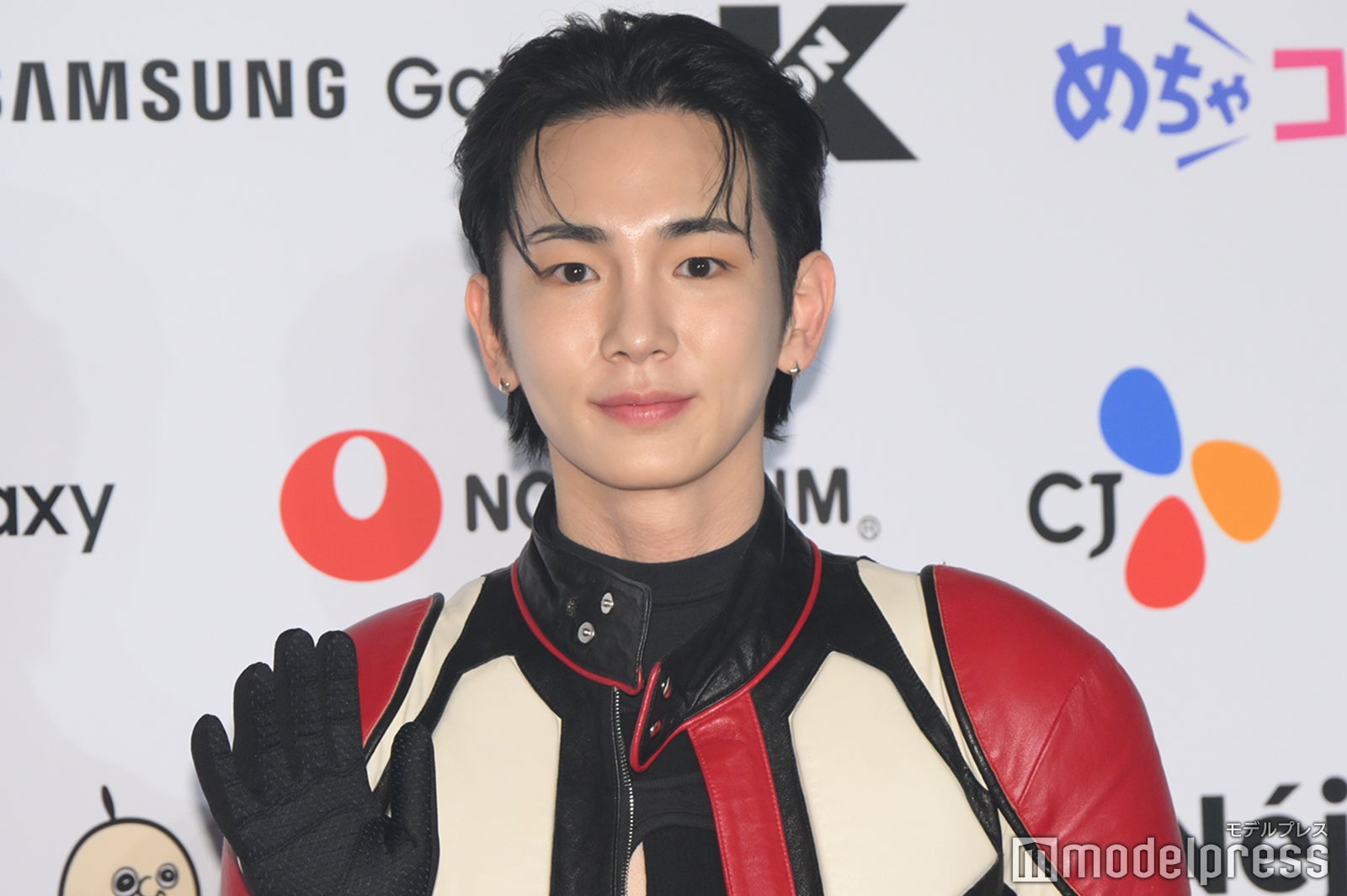 キー（SHINee）＆中村海人（Travis Japan）、初共演で見せるお茶目なケミストリー！『最強LINEグループ旅』での掛け合いが話題