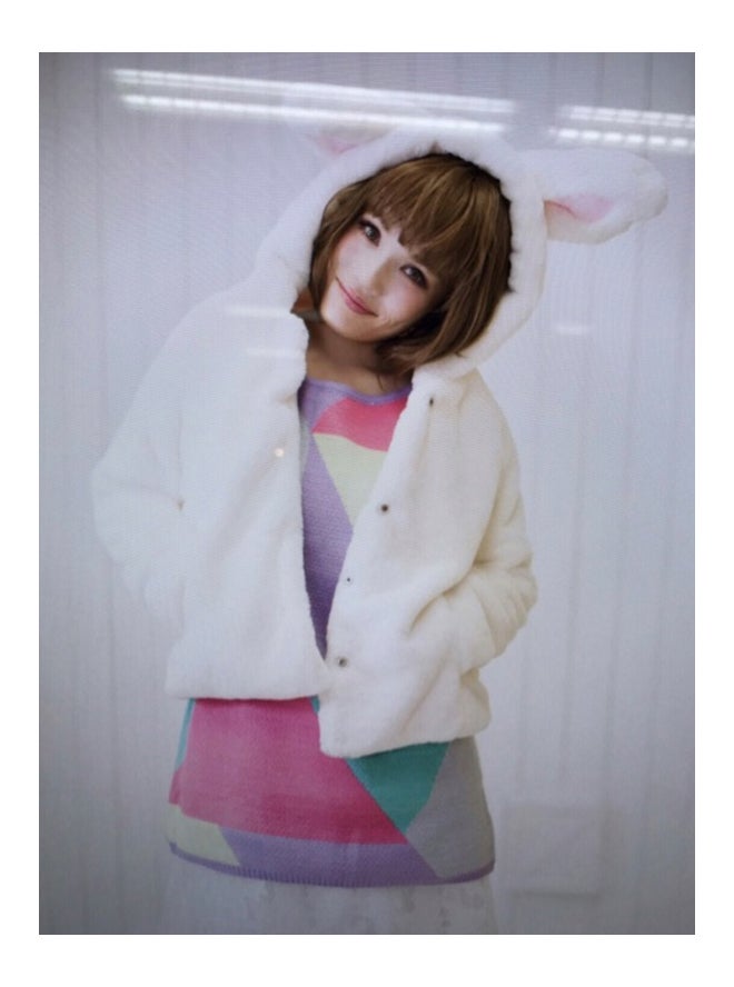 別人級の変身を遂げた平野ノラ／オフィシャルブログ（Ameba）より