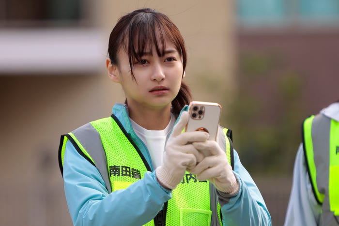 影山優佳「未解決の女 警視庁文書捜査官 Season3」第1話(C)テレビ朝日