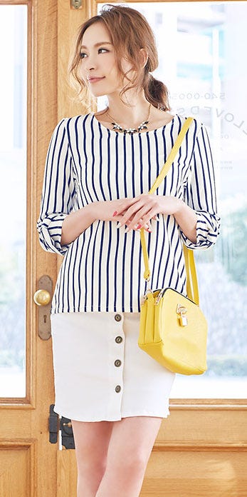 リボン7分袖ストライプブラウス「Pierrot」2,280円(税込)/画像提供:Pierrot