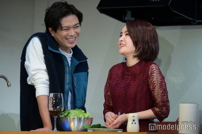 加藤シゲアキ、葵わかな(C)モデルプレス