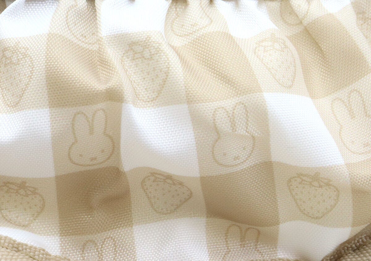 宝島社ムック付録のmiffy（ミッフィー）いちごチャームの2WAYポーチ＆ショルダーバッグ8