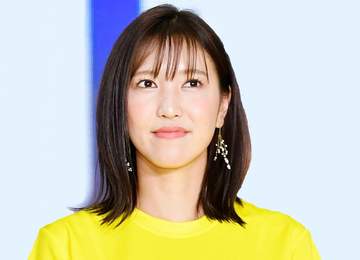 6月フジ退社アナ 「王道路線ではなく」アパレルブランド立ち上げ→ロンドンで2歳娘と親子リンクコーデ「何よりも、娘がお揃い大喜び」