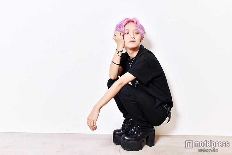 ベールに包まれた素顔に迫る