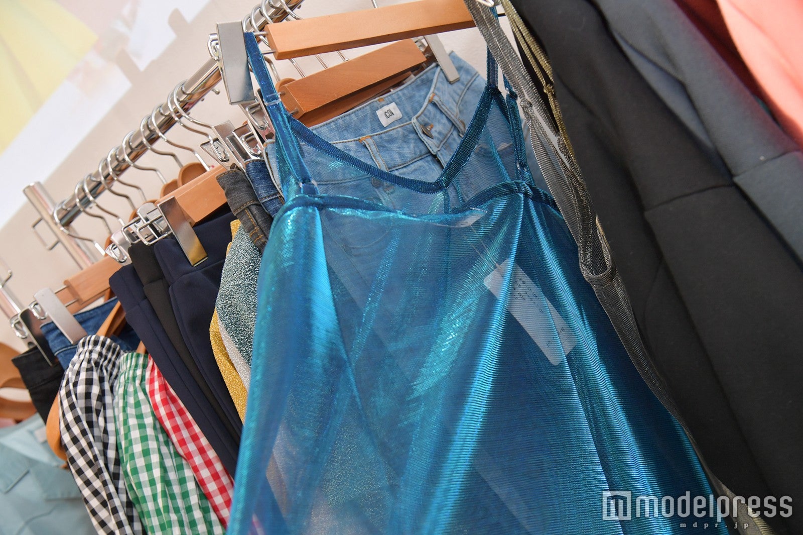 これはかなり着回しできそう…！ （C）モデルプレス