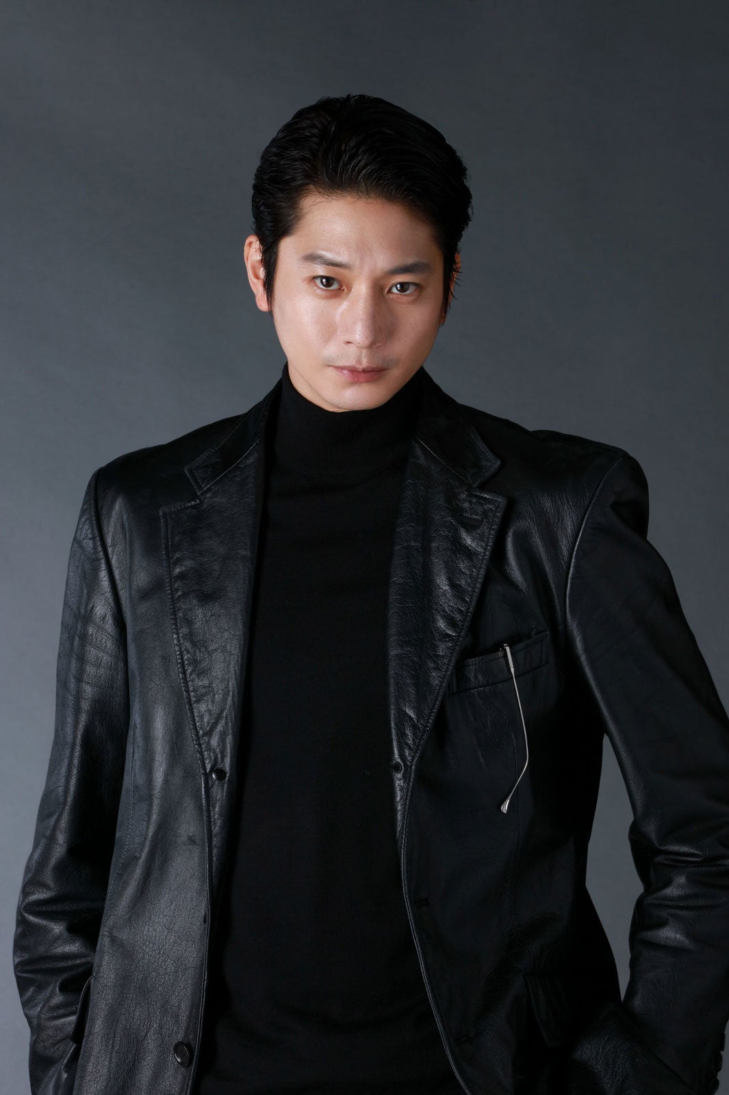 向井理、ドラマ「婚活探偵」で主演決定 婚活に奔走するイケメン探偵に