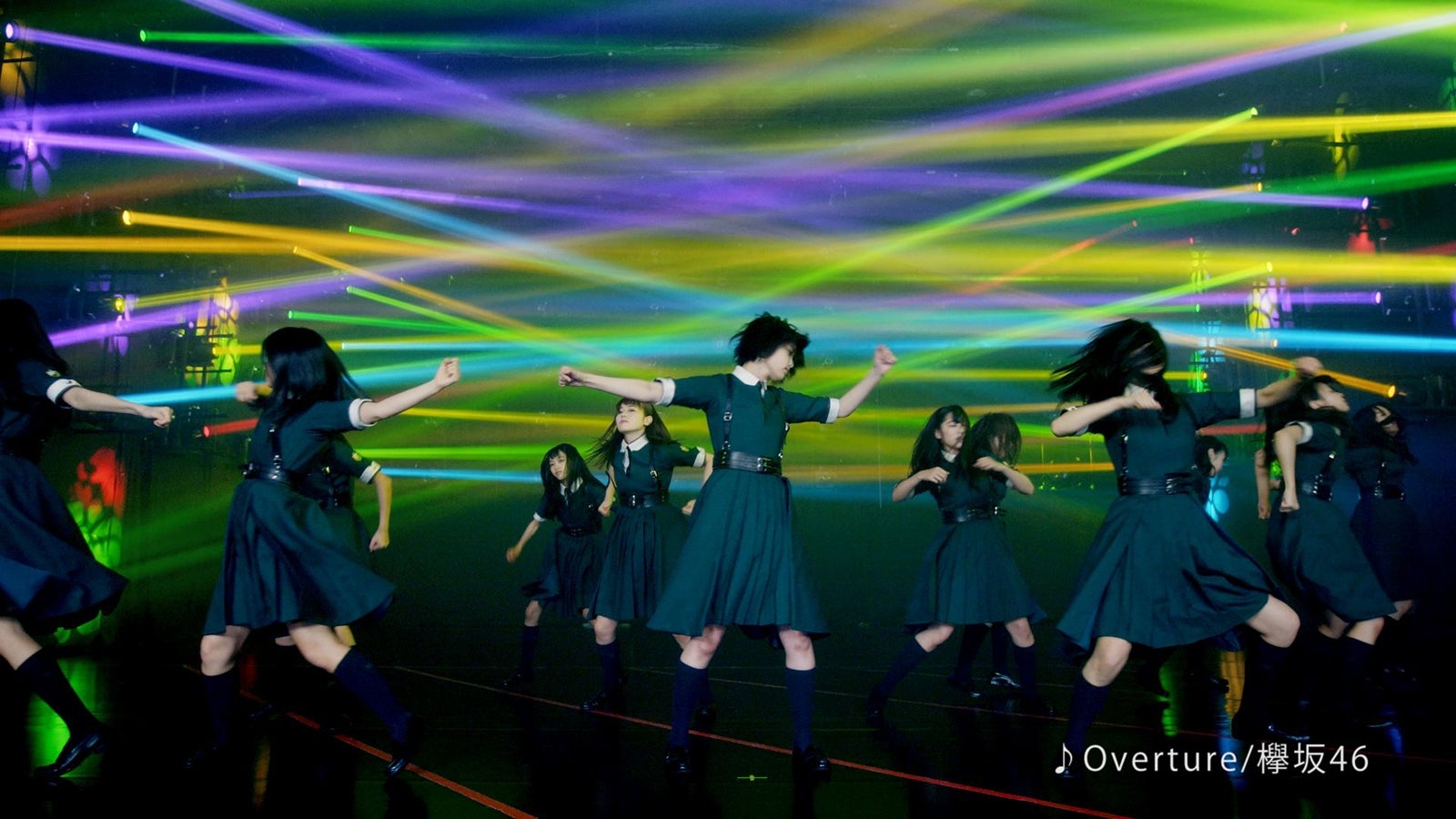 欅坂46／「ダンス」篇より（提供写真）