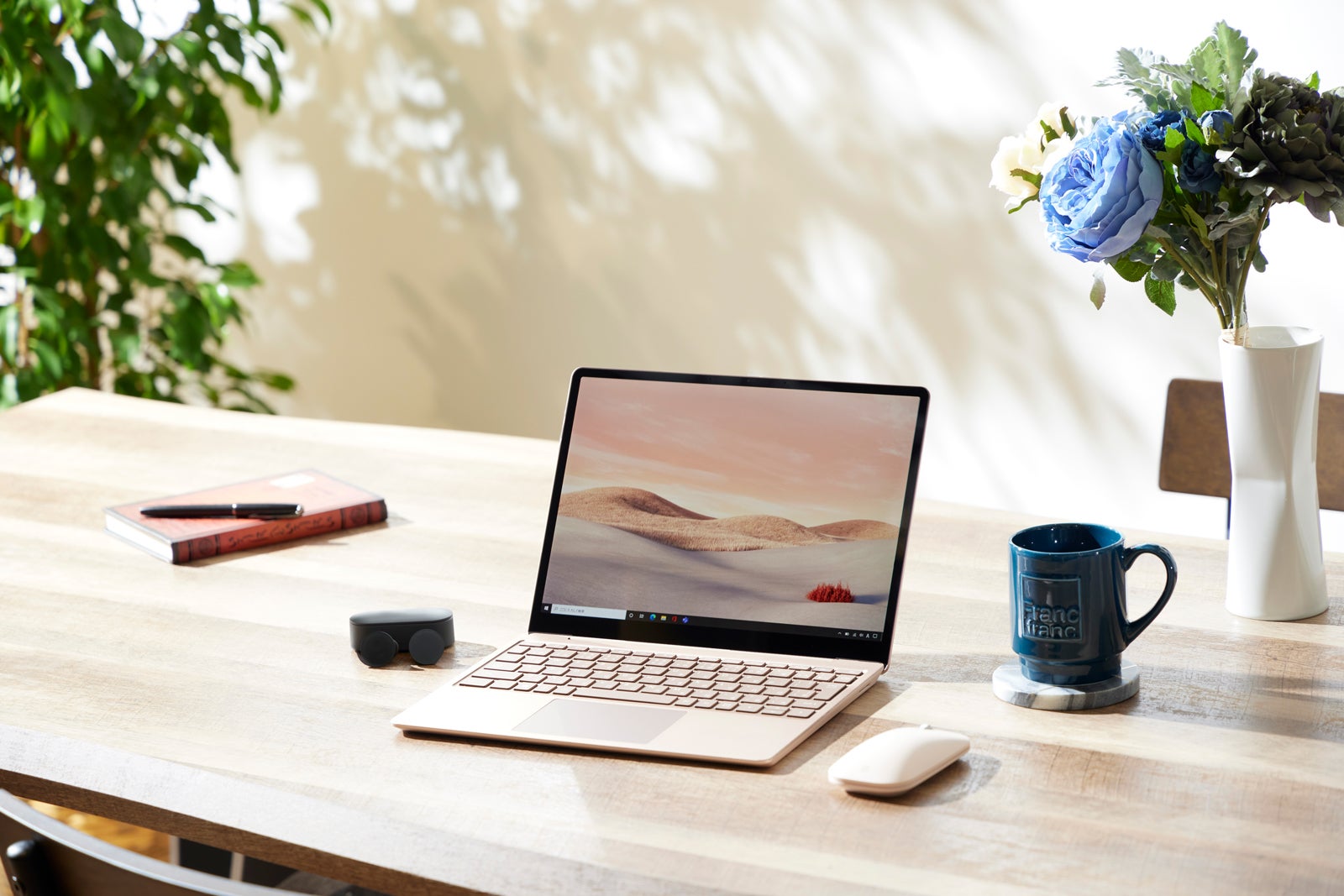 Surface Laptop Go（提供画像）