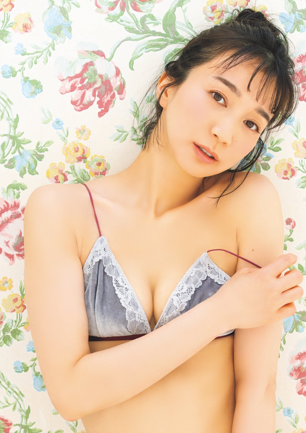 芹那（C）栗山秀作／集英社