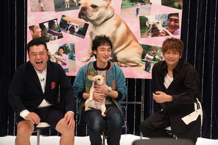 山崎弘也、草なぎ剛&くるみ、香取慎吾(C)フジテレビ