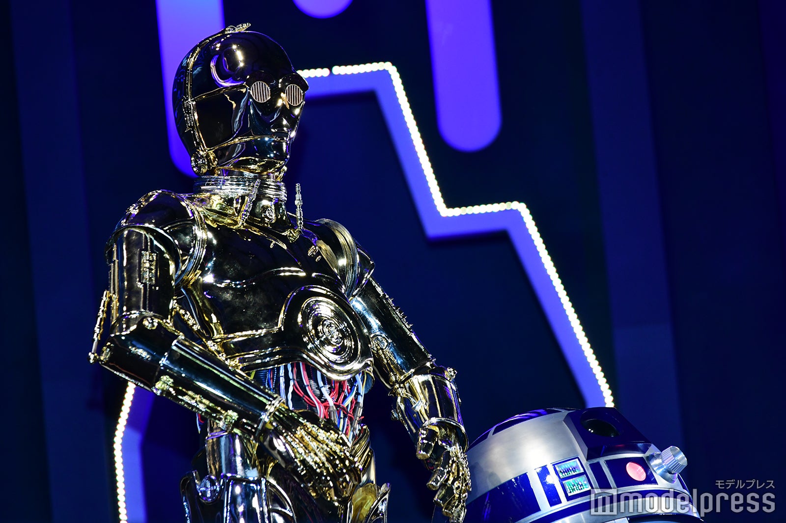 C-3PO、R2-D2（C）モデルプレス