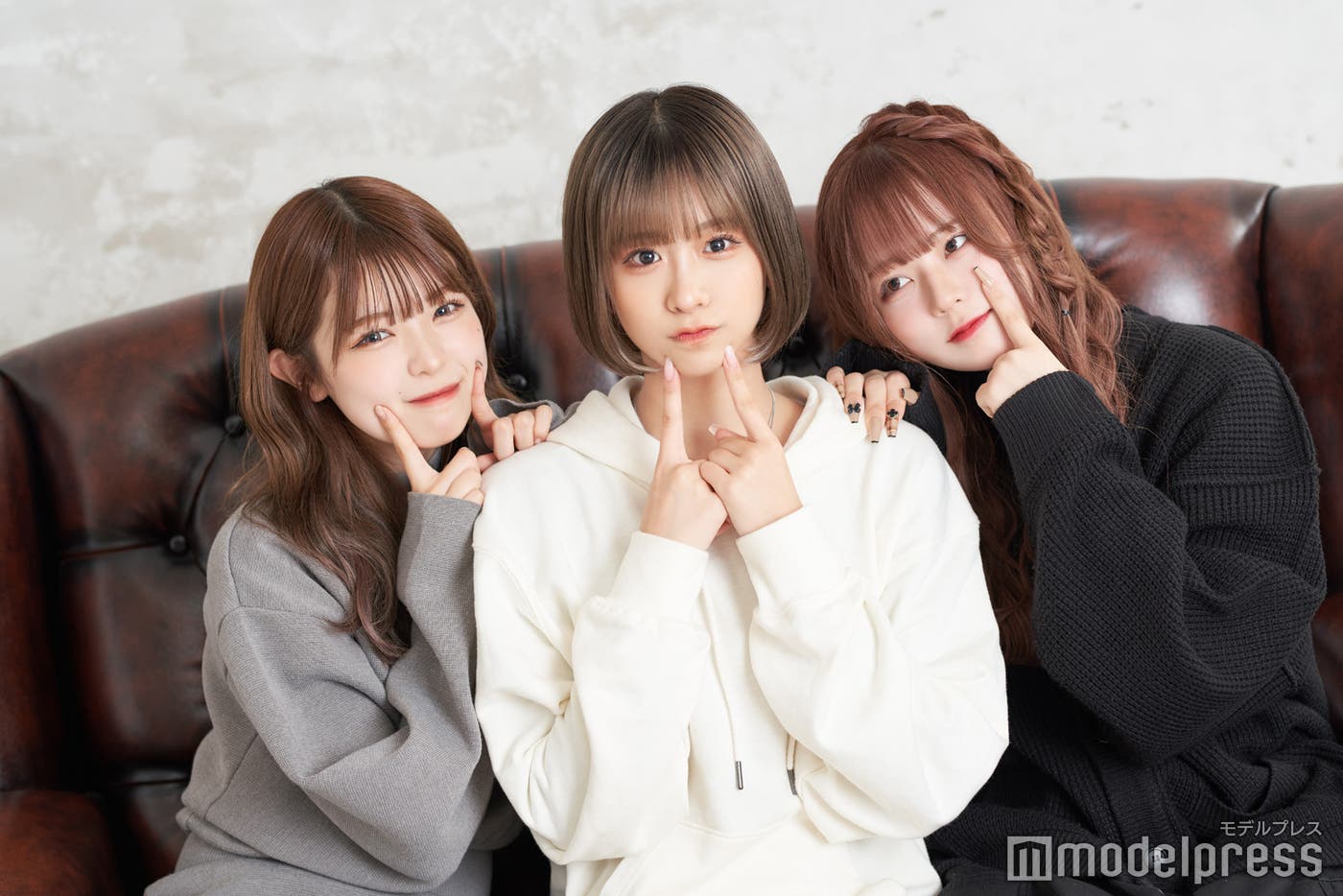 (C)モデルプレス