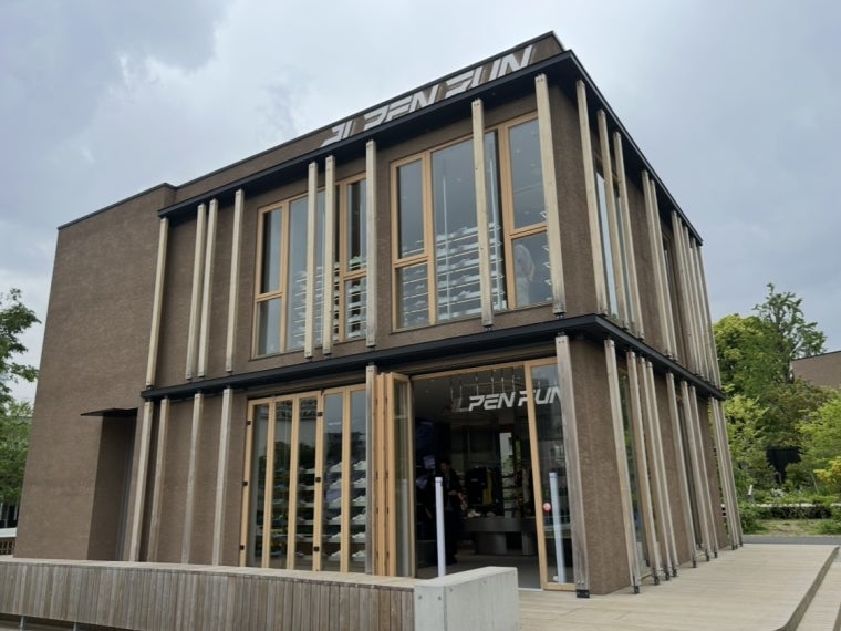 アルペン、明治公園内に「ALPEN RUN」1号店 買うだけでなく集う場へ