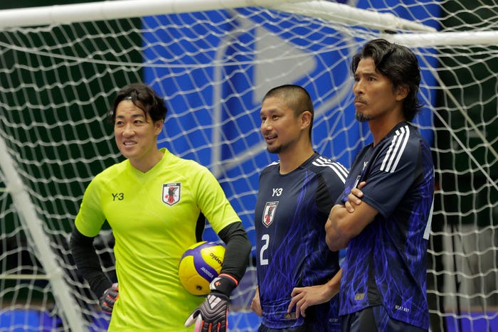 南雄太氏、坪井慶介氏、中澤佑二氏「菊池風磨のスポーツキングダム2025」(C)カンテレ・フジテレビ