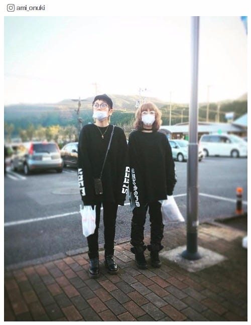 Puffy 私服ダダかぶり で双子感 さすがアミユミ 可愛すぎ と反響 モデルプレス Puffy 私服ダダかぶり で双子感 さすがアミユミ 可愛すぎ と反響 モデルプレス