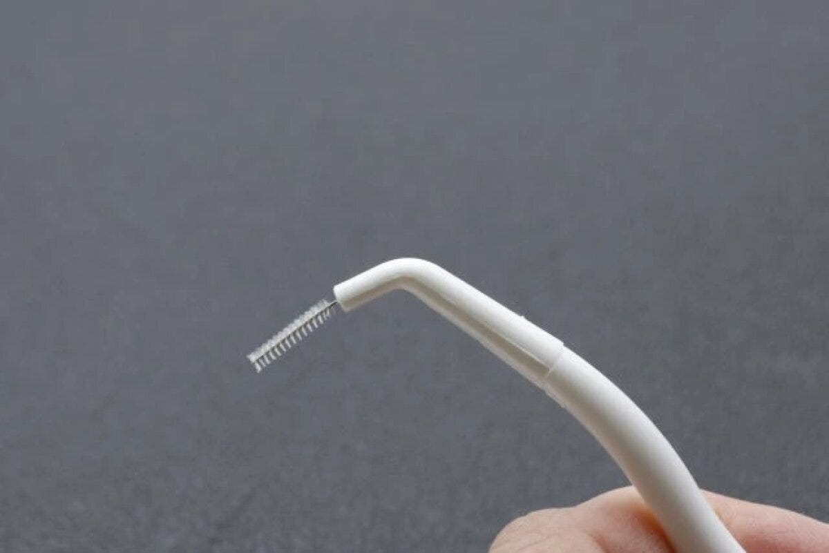 ダイソー つけかえ歯間ブラシ(SSS、水色) 質感 ダイソー つけかえ歯間ブラシ(SSS、水色) 質感