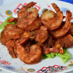 快晴の空。青い海で獲れた海老で作った~バタフライシュリンプ~¥750(C)モデルプレス