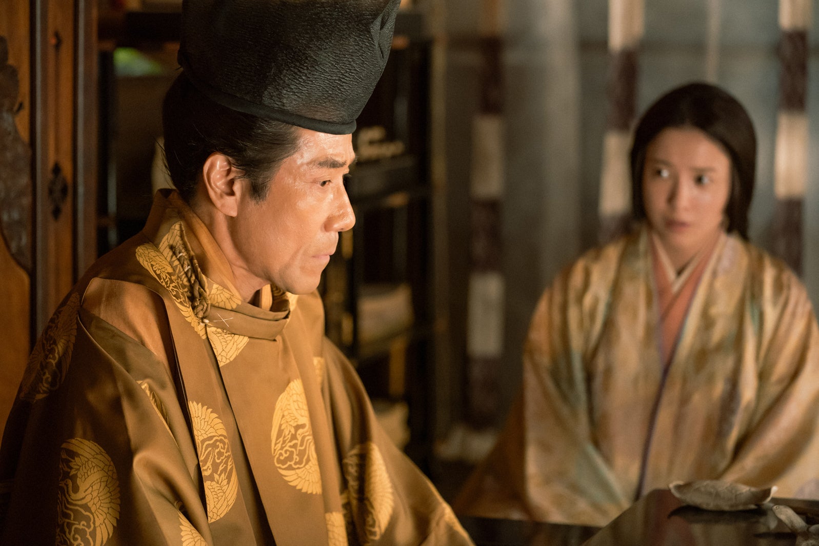 岸谷五朗、吉高由里子「光る君へ」第24話（C）NHK