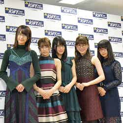 （左から）土生瑞穂、小林由依、菅井友香、守屋茜、長濱ねる（C）モデルプレス