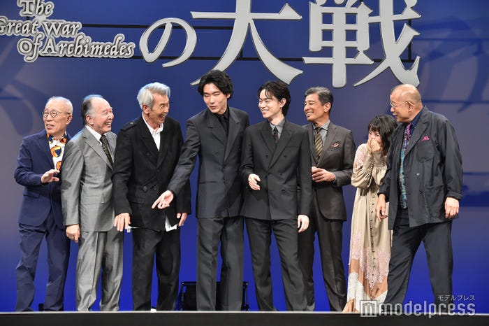 小林克也、橋爪功、田中泯、柄本佑、菅田将暉、舘ひろし、浜辺美波、笑福亭鶴瓶 (C)モデルプレス