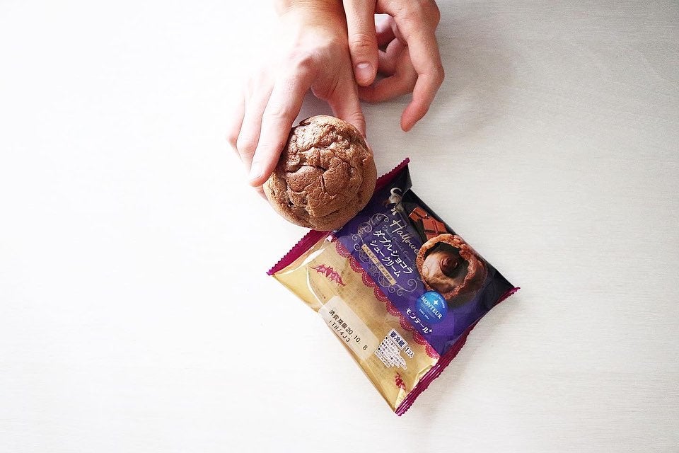 ダブルショコラシュークリーム