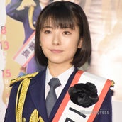 浜辺美波 毒舌アイドル演じるも 共通点はございません ピュア 1日アイドル署長の事件簿 モデルプレス