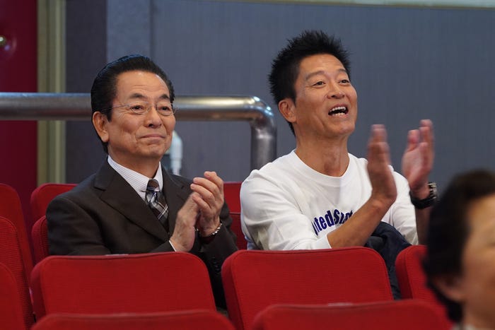 水谷豊、寺脇康文「相棒season22」第16話より(C)テレビ朝日