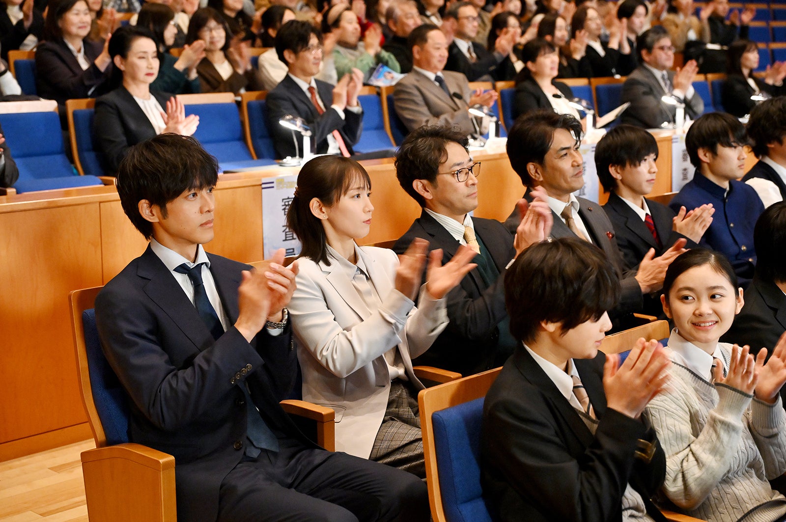 松坂桃李、吉岡里帆「御上先生」第5話（C）TBS