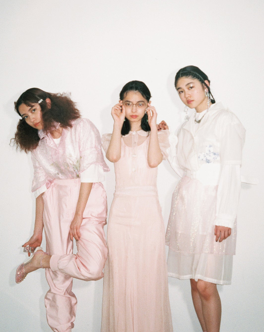 桃月なしこ、上國料萌衣、、滝澤エリカ（提供写真）