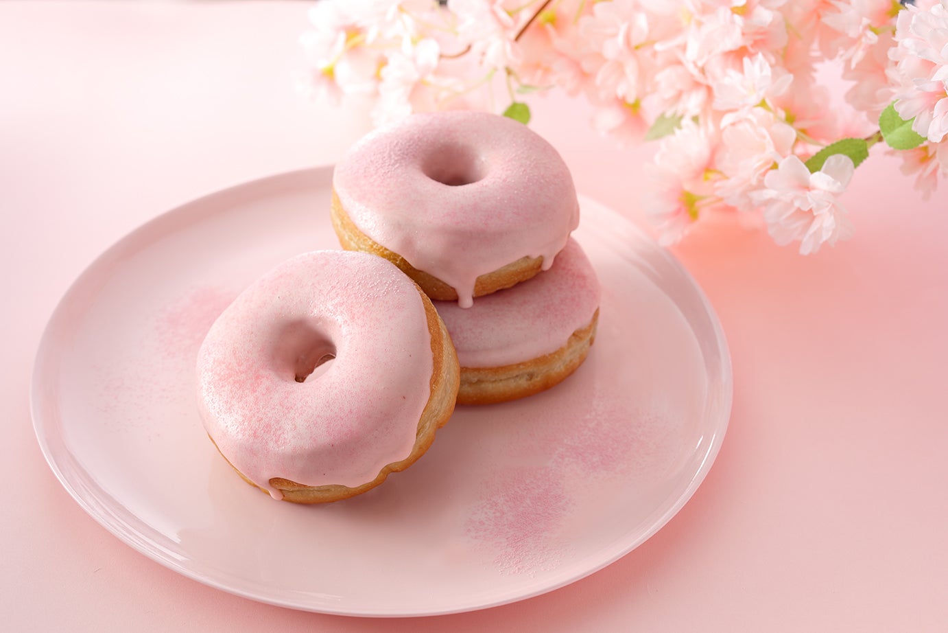 さくらドーナツ¥275／画像提供：スターバックス コーヒー ジャパン