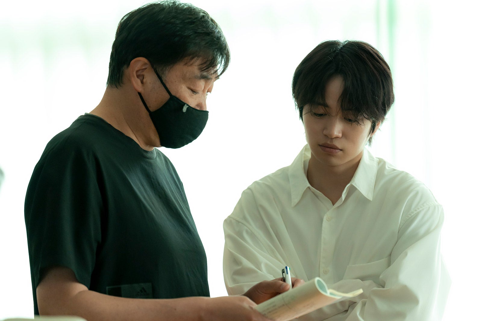 菊池風磨（右）（C）WOWOW