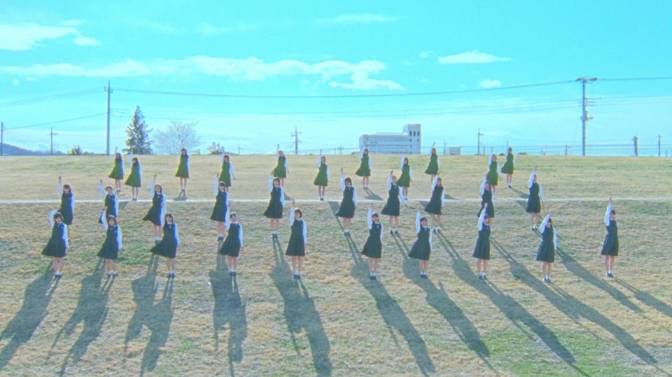 欅坂46“よねねる”に涙腺崩壊「W-KEYAKIZAKAの詩」MVに反響殺到