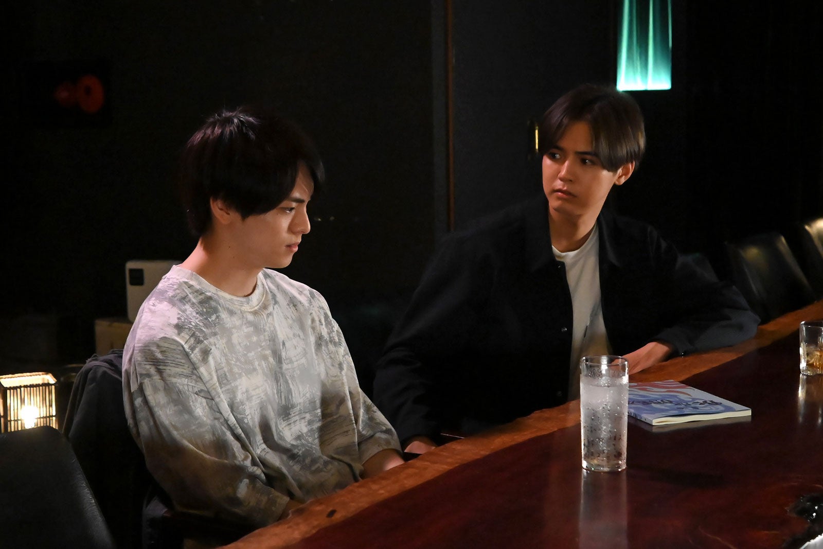 高野洸、片寄涼太「推しが上司になりまして」第7話（C）「推しが上司になりまして」製作委員会