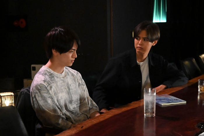 高野洸、片寄涼太「推しが上司になりまして」第7話(C)「推しが上司になりまして」製作委員会