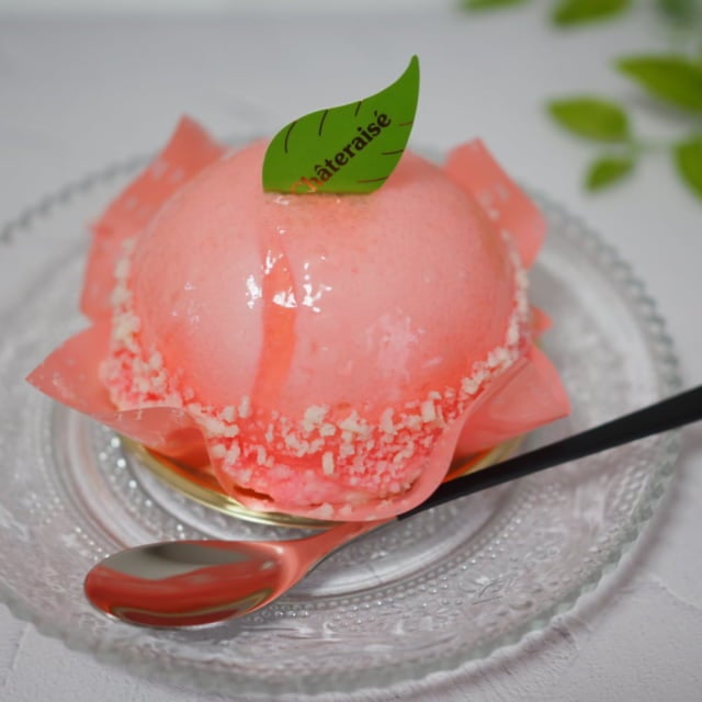 シャトレーゼスイーツまんまる白桃ケーキ