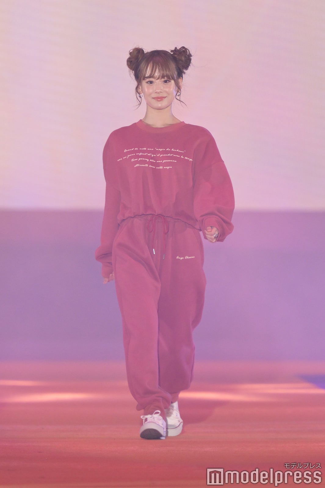 （C）モデルプレス