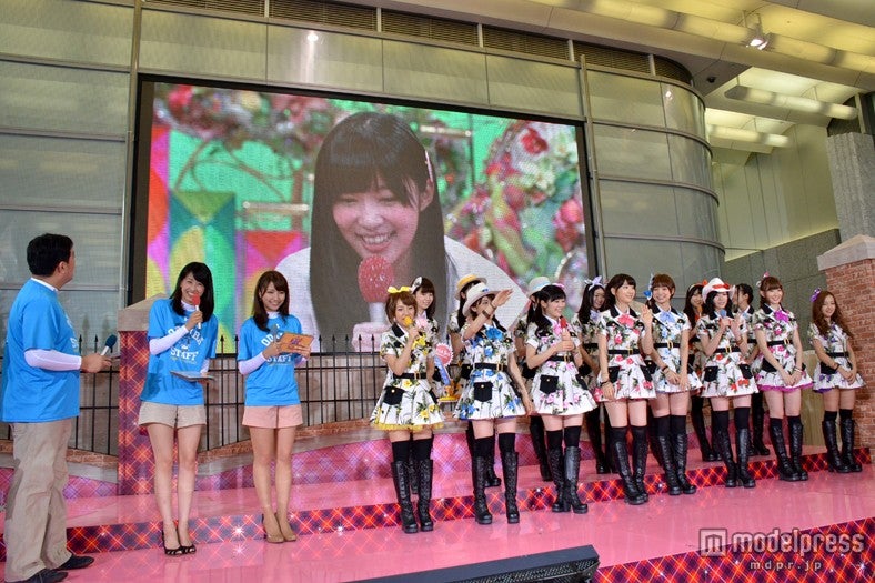 「お台場合衆国2013　楽しくなければお台場じゃない！冒険しなけりゃ夏じゃない！」のイメージキャラクターに就任したAKB48ら