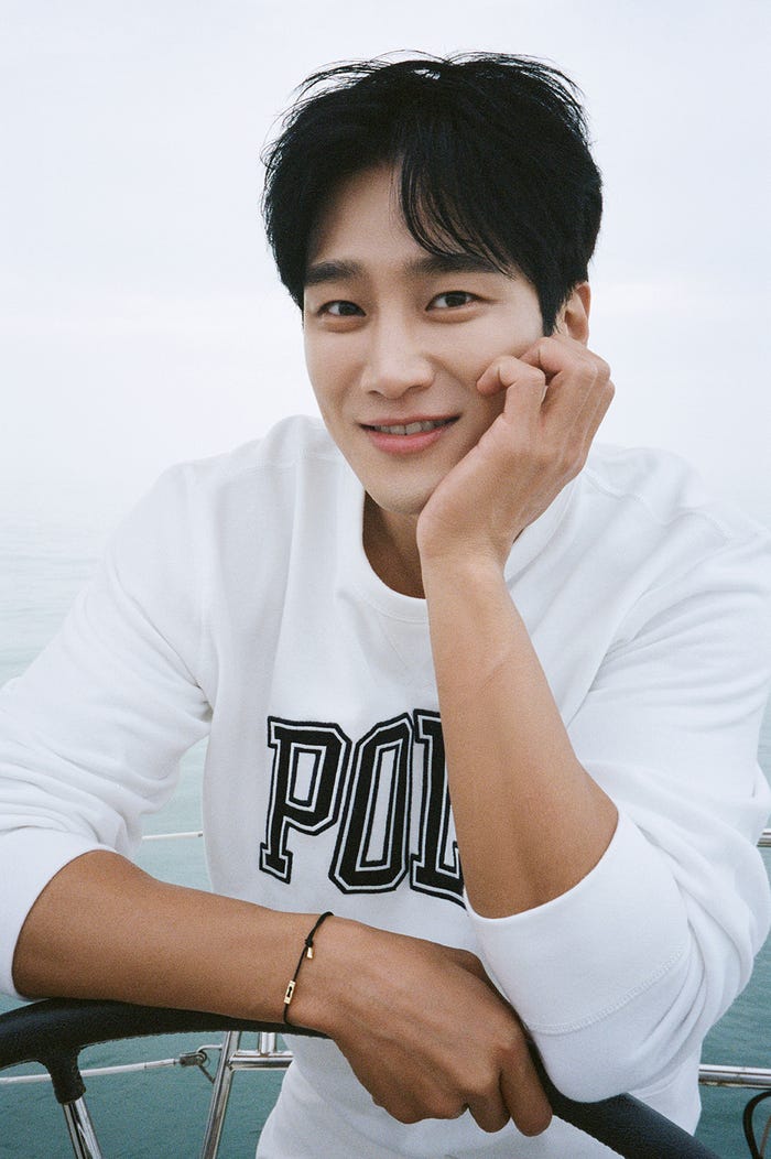 アン・ボヒョン写真集「Unbearable Moment」先行カット (写真提供:講談社)