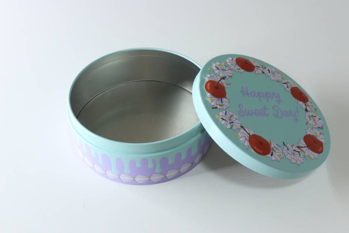 セリア　ギフト缶