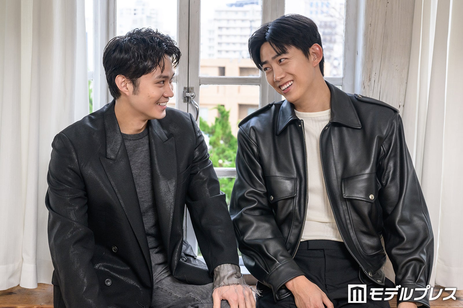 磯村勇斗、オク・テギョン（C）モデルプレス