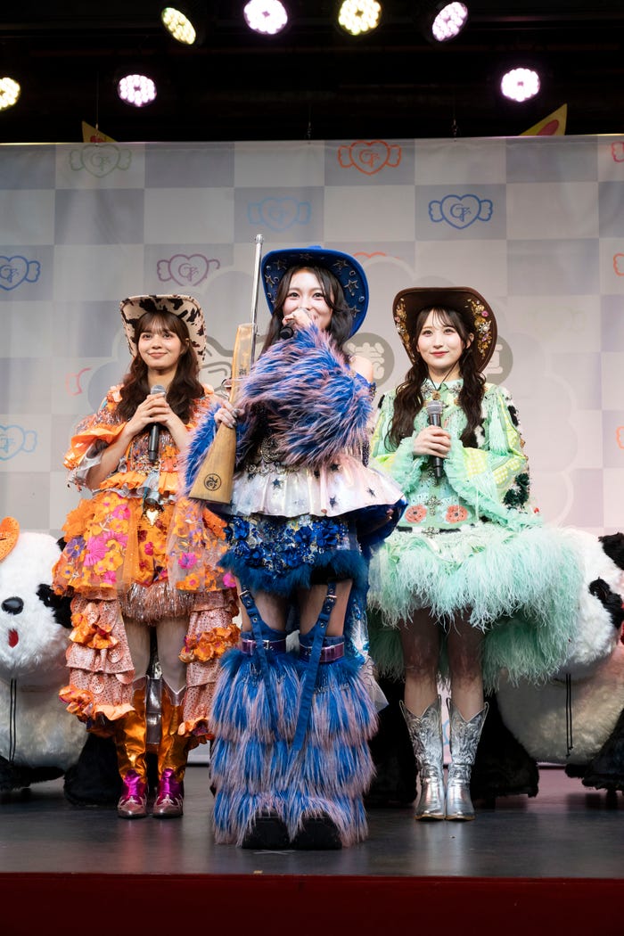 南なつ、桐原美月、小川奈々子(提供写真)