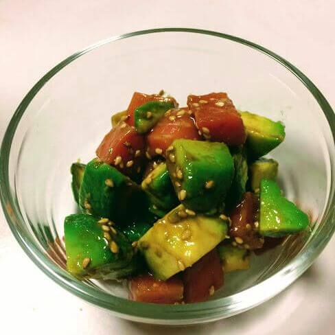 サーモンとアボカドで美肌に！