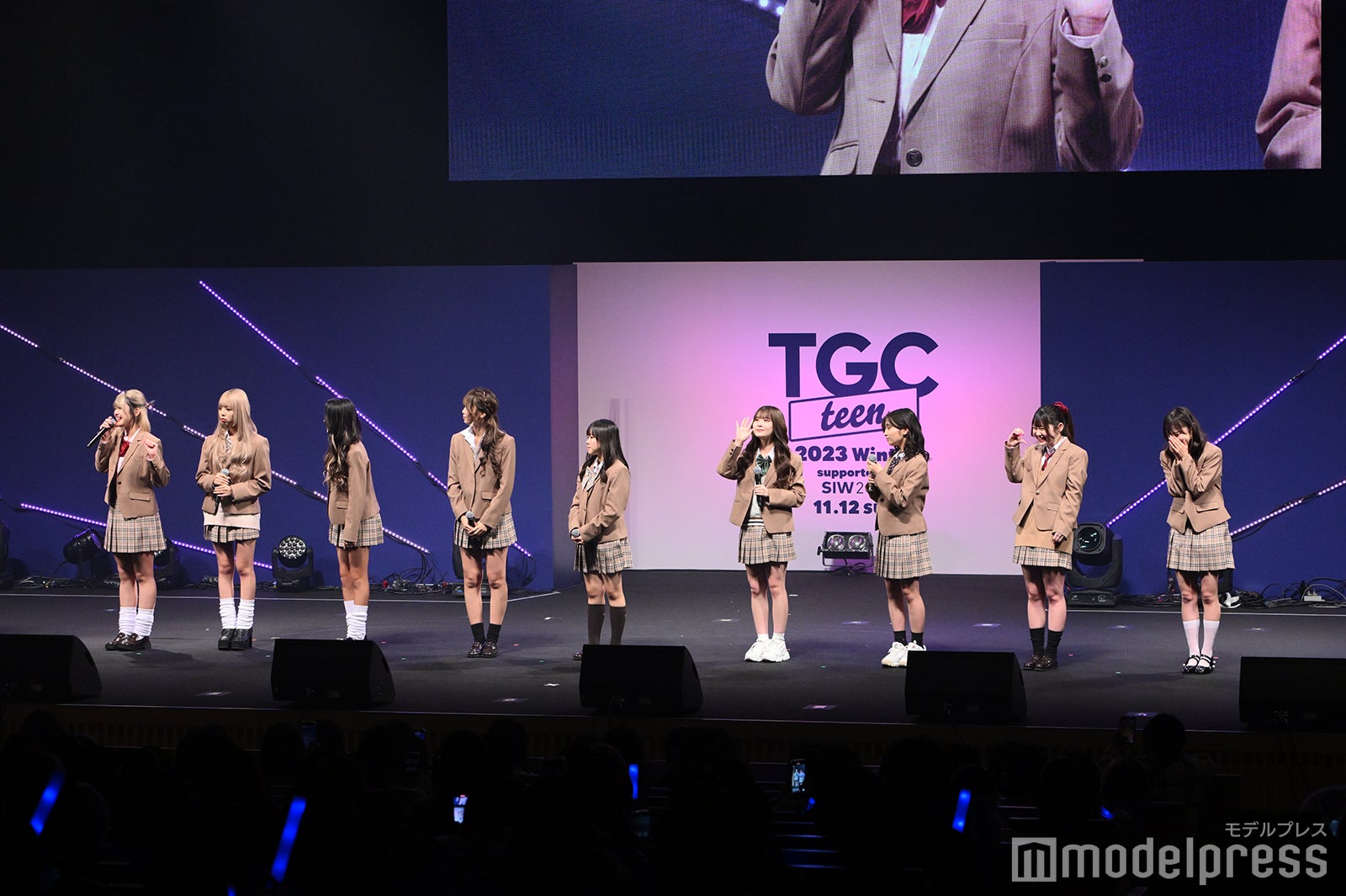 （C）モデルプレス