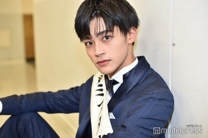 「ミスター青山コンテスト2022」準グランプリに輝いた佐々木崇仁さん(C)モデルプレス