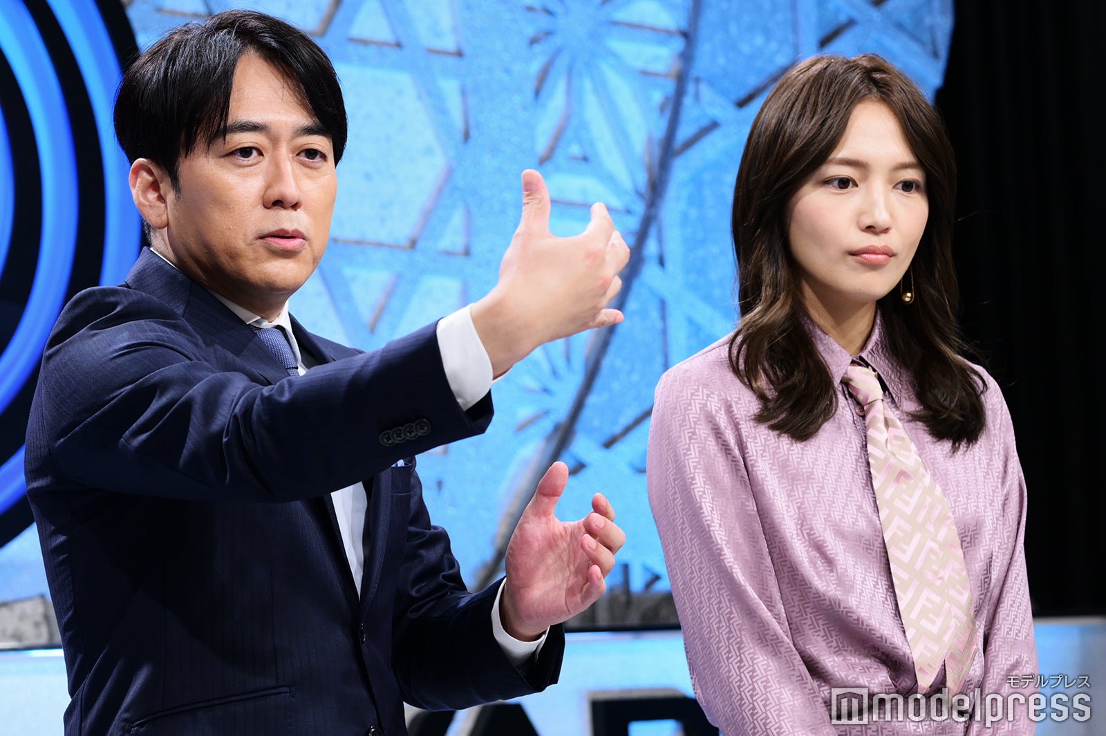 安住紳一郎アナ、川口春奈（C）モデルプレス