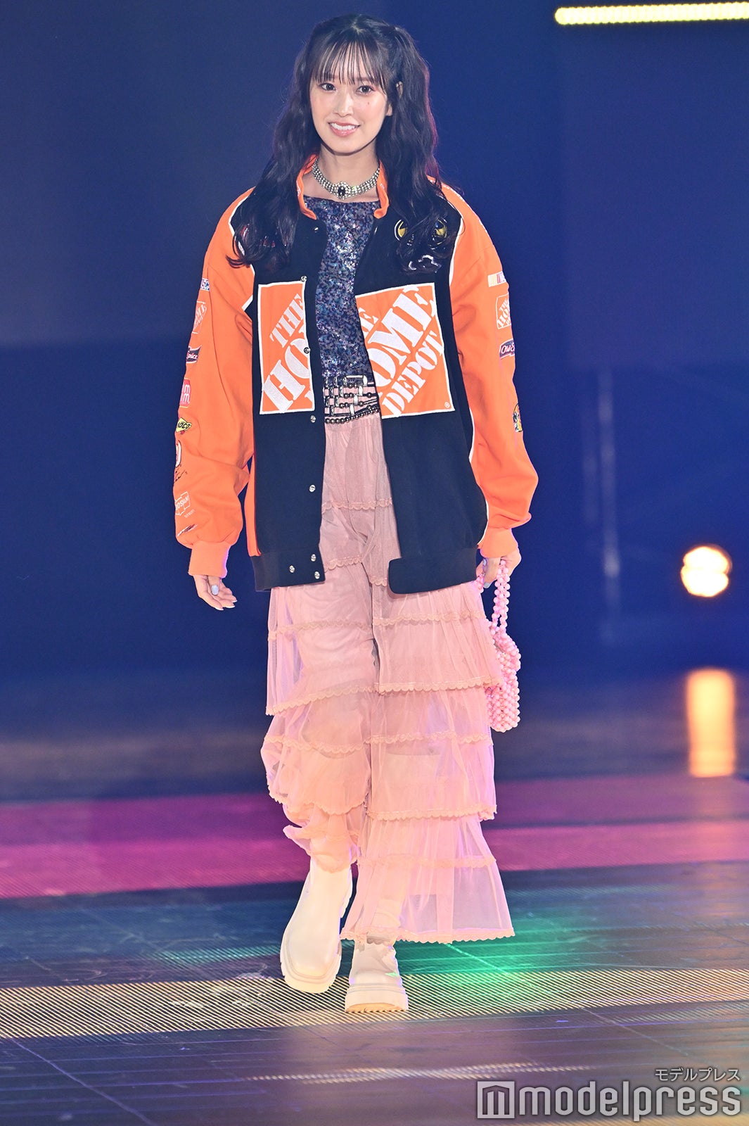 （C）モデルプレス