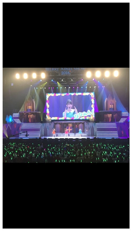 「Merry Xmas Show 2016」での3人のステージ／橋本奈々未公式ブログより
