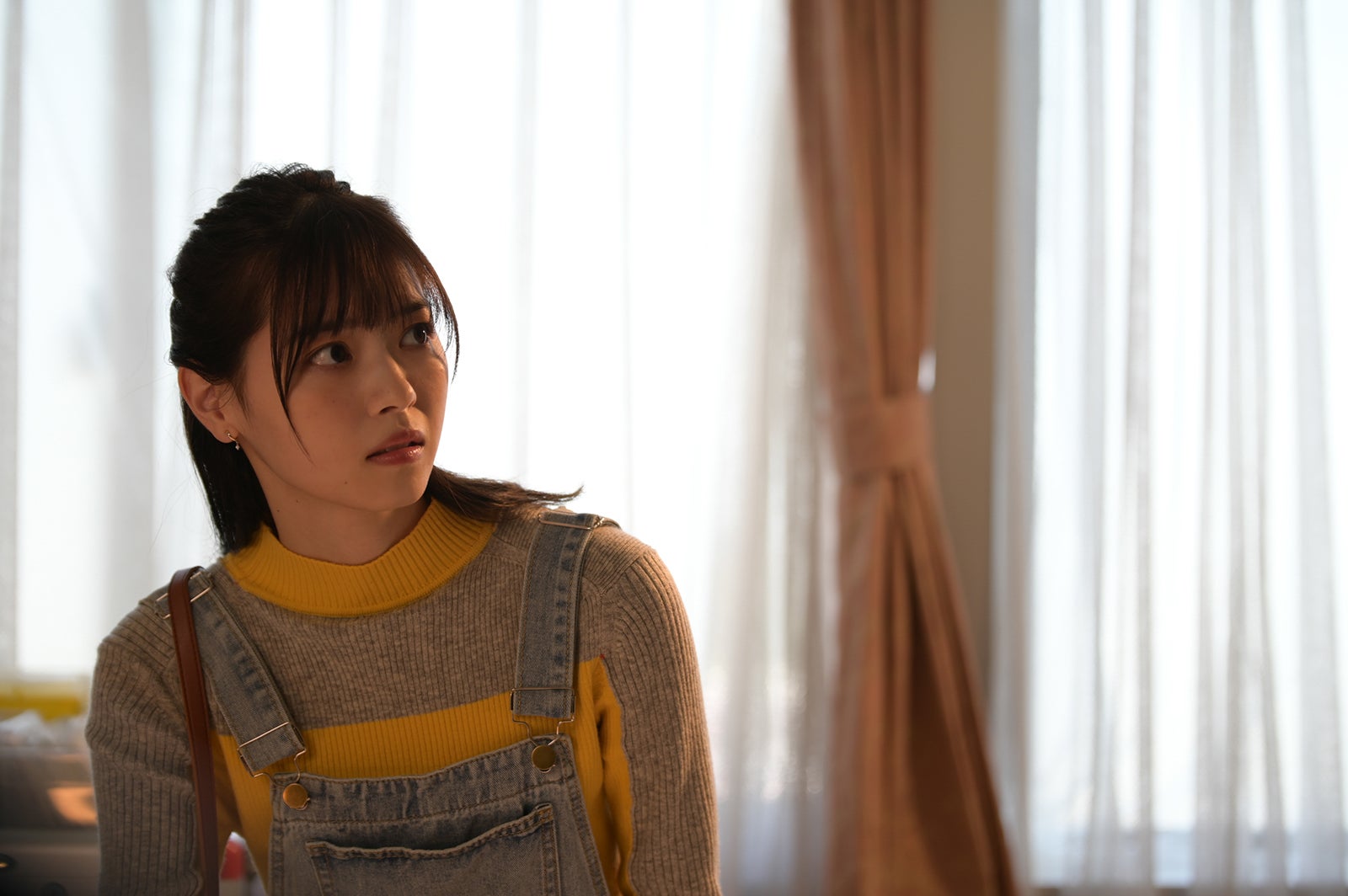 西野七瀬／「言霊荘」第4話より（C）テレビ朝日