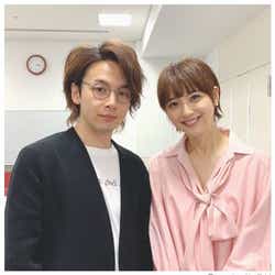 モデルプレス - 佐々木希“大好きな先輩”中村倫也との2ショットに反響「美男美女コンビ」「最高で最強」変顔も公開