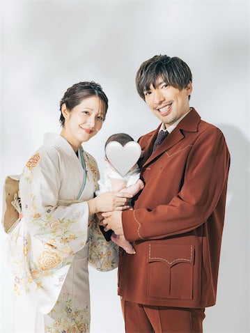りんたろー。の妻・本郷杏奈、第2子のお宮参りを報告「幸せそうすぎるお写真」と反響